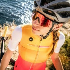 Maillot Manches Courtes Gobik Stark Mango Femme -Vélos Populaire Magasin maillot mujer stark mango gobik warm series22 4 700x700 6